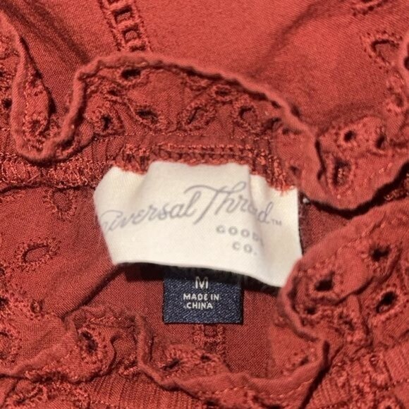 Universal Thread Womens Eyelet Blouse Size M Rust Color - Picture 5 of 9